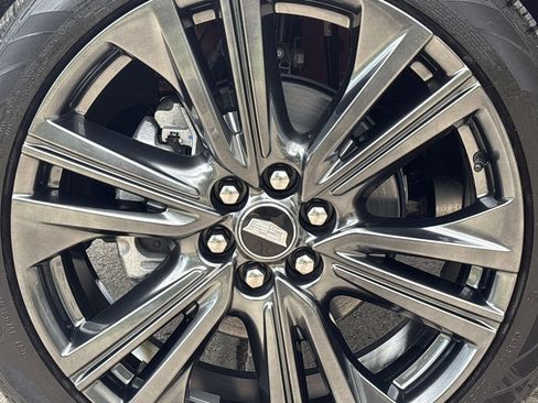 Used 2025 Cadillac Optiq Sport 2 AWD/4WD image 18