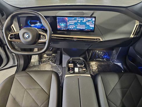 Certified 2024 BMW iX xDrive50 w/ Premium Package AWD/4WD image 9