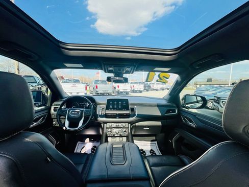 Used 2021 GMC Yukon SLT w/ SLT Premium Package image 37