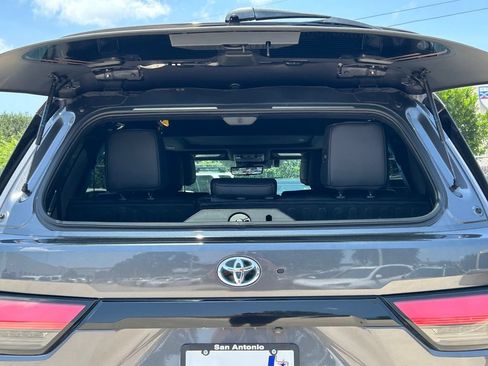 Certified 2023 Toyota Sequoia Platinum RWD image 17