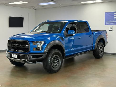 Used 2019 Ford F150 Raptor w/ Equipment Group 802A Luxury AWD/4WD image 4