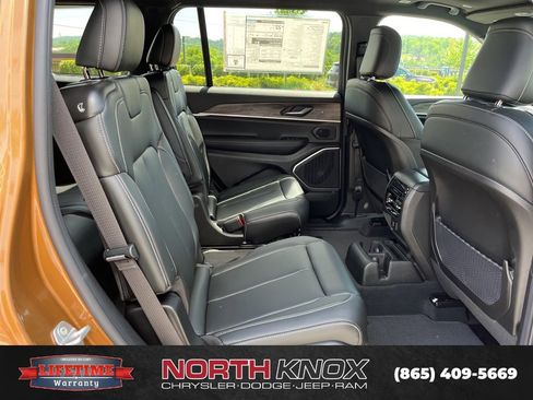 New 2026 Jeep Grand Cherokee L Limited AWD/4WD image 23