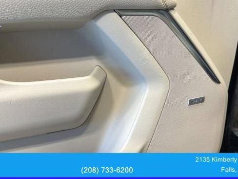 Used 2023 GMC Yukon Denali w/ Advanced Technology Package AWD/4WD image 14