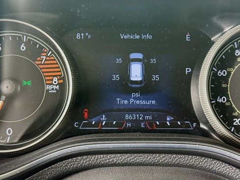 Used 2022 Jeep Cherokee Trailhawk w/ Sun, Sound & Nav Group AWD/4WD image 14