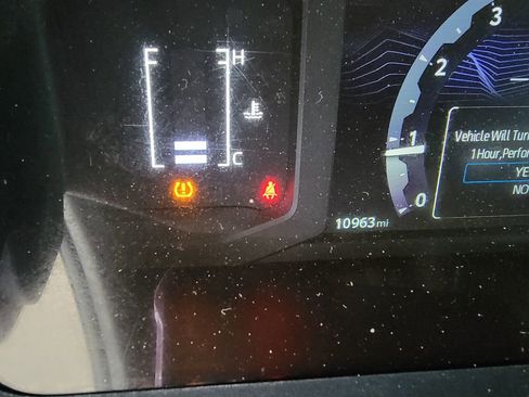 Used 2025 Toyota 4Runner 4WD image 19