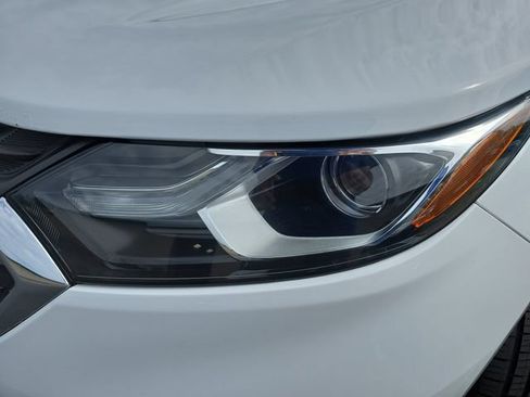 Used 2019 Chevrolet Equinox LT FWD image 31