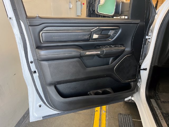 Used 2021 RAM 1500 Limited w/ Body Color Bumper Group AWD/4WD image 28