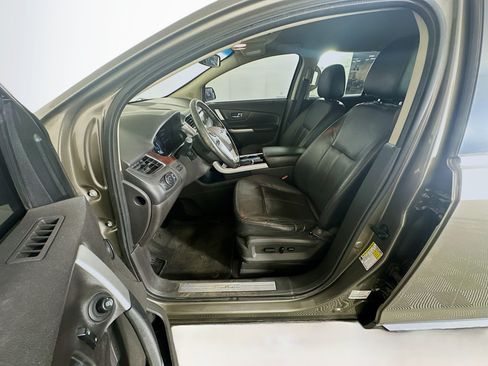 Used 2013 Ford Edge Limited FWD image 13