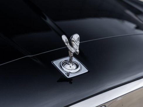 Used 2024 Rolls-Royce Cullinan image 20