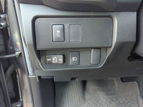 Certified 2022 Toyota Tacoma SR5 RWD image 11