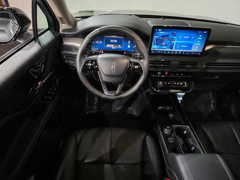 New 2026 Lincoln Corsair Reserve image 22