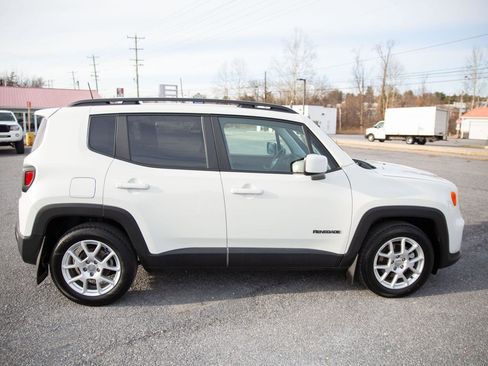 Used 2021 Jeep Renegade Latitude image 4