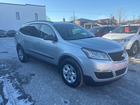 Used 2014 Chevrolet Traverse LS image 6