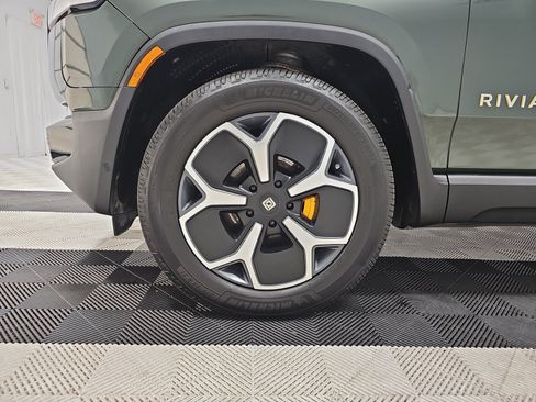 Used 2022 Rivian R1T Adventure AWD/4WD image 9