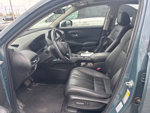 Used 2024 Honda HR-V EX-L image 10