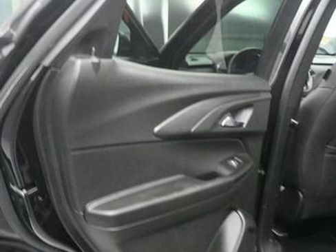 Used 2023 Chevrolet TrailBlazer RS w/ Sun and Liftgate Package FWD image 12