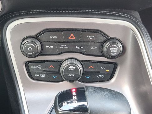 Used 2022 Dodge Challenger GT w/ Plus Package image 19