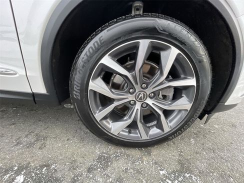 Used 2023 Acura MDX SH-AWD w/ Technology Package image 10