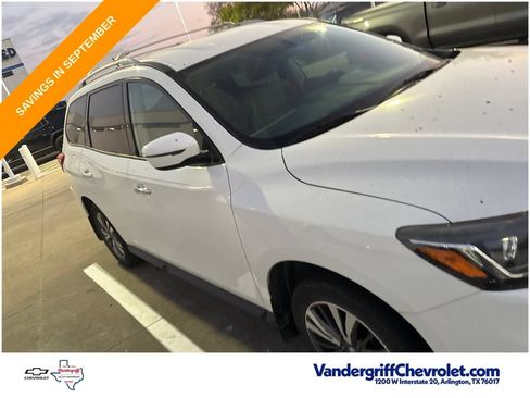 Used 2017 Nissan Pathfinder S FWD image 5