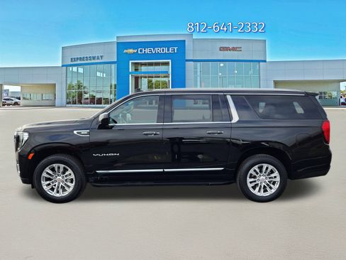 Used 2024 GMC Yukon XL SLT image 4