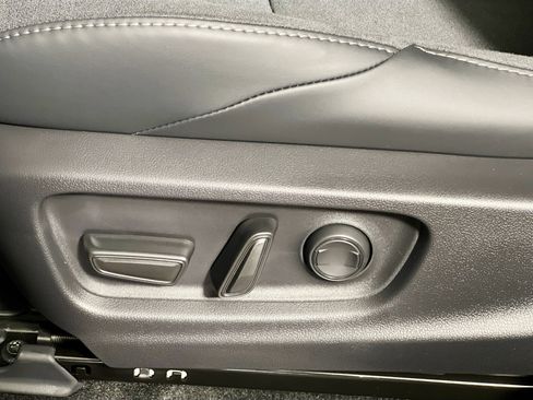 New 2026 Toyota C-HR AWD/4WD image 15