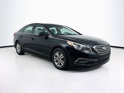Used 2015 Hyundai Sonata SE w/ Option Group 09