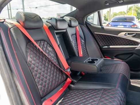 Used 2022 Genesis G70 3.3T RWD image 16
