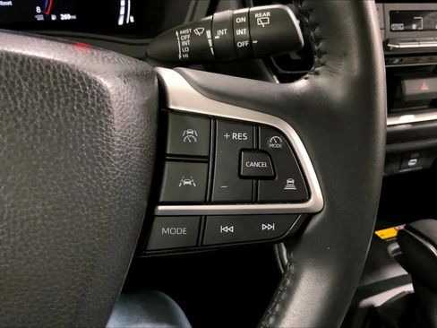 Used 2025 Toyota Grand Highlander AWD image 25