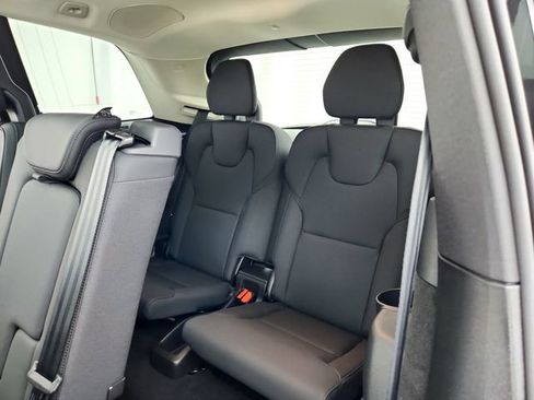 New 2026 Volvo XC90 B5 Plus w/ Protection Package image 25
