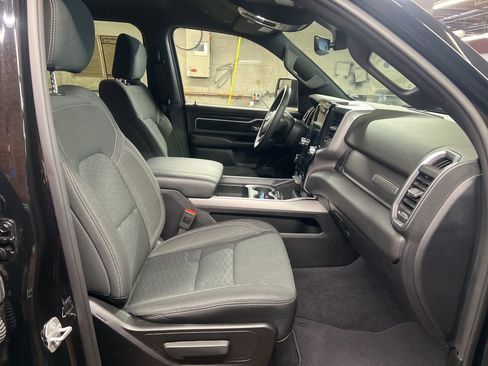 Used 2025 RAM 1500 Big Horn AWD/4WD image 25