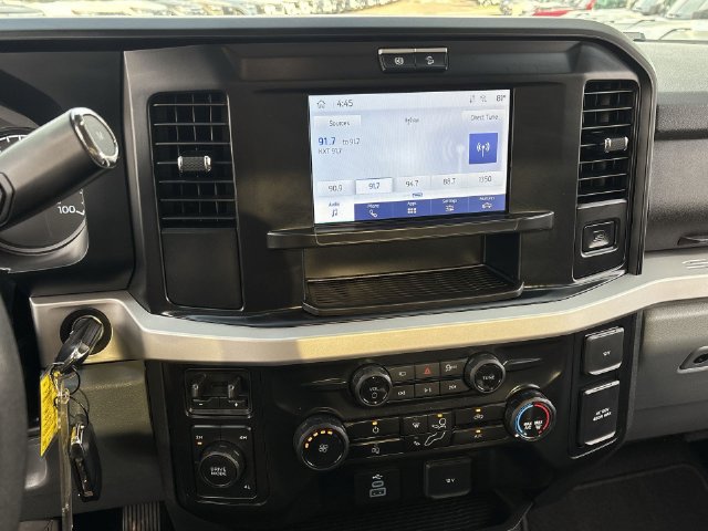 Used 2026 Ford F450 XLT w/ 360-Degree Camera Package AWD/4WD image 24