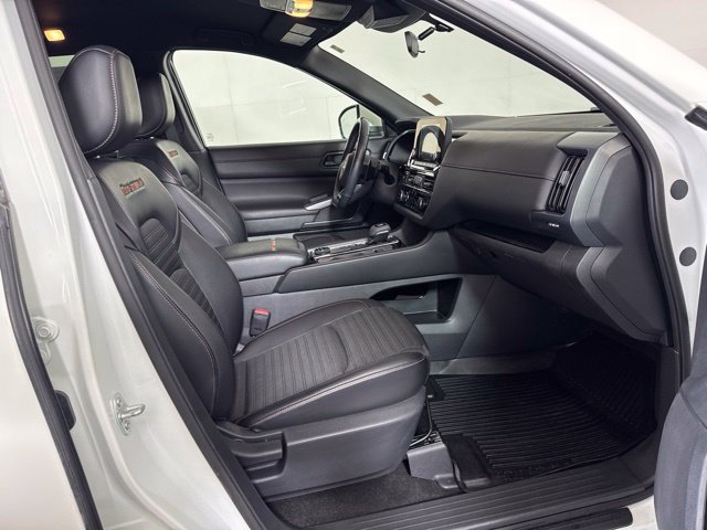 Used 2024 Nissan Pathfinder Rock Creek AWD/4WD image 4
