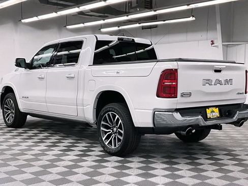 Used 2025 RAM 1500 Limited AWD/4WD image 3