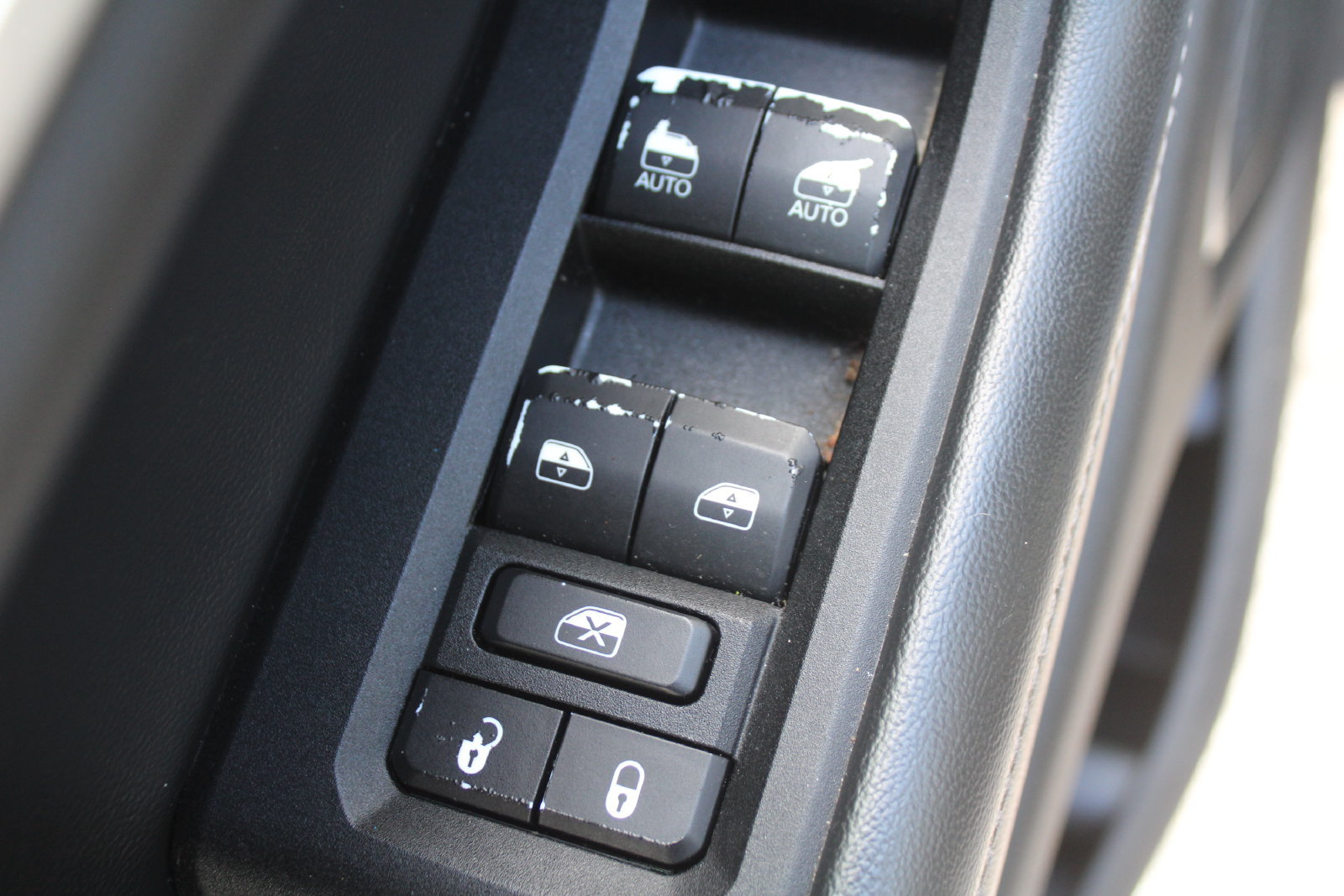 Used 2022 Jeep Grand Cherokee L Limited RWD image 20
