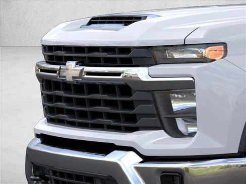 New 2026 Chevrolet Silverado 2500 LT image 13