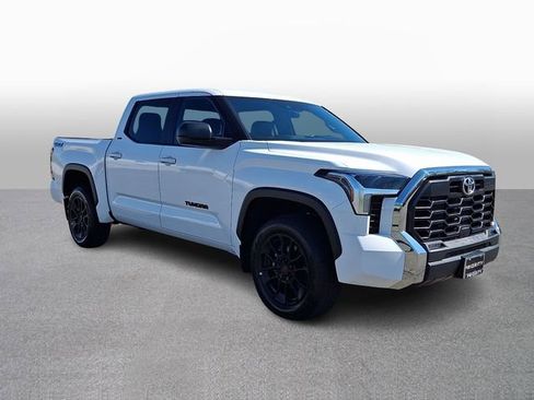 Used 2025 Toyota Tundra SR5 w/ TRD Off-Road Premium Package image 3