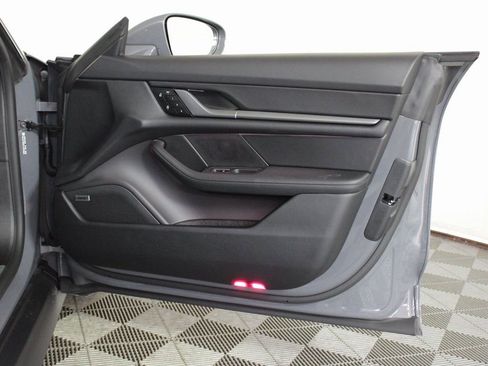 Certified 2025 Porsche Taycan AWD/4WD image 39