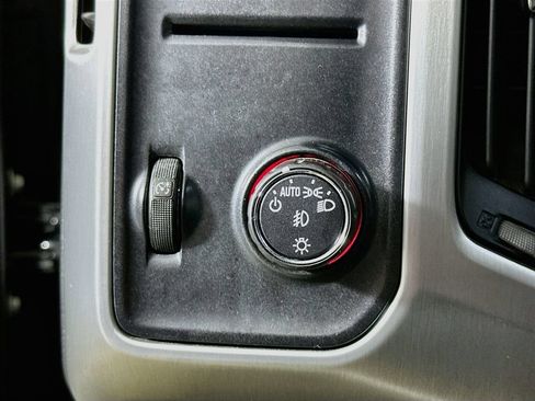 Used 2016 GMC Sierra 1500 SLE w/ SLE Value Package RWD image 12