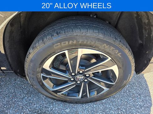 Certified 2025 Buick Enclave Sport Touring FWD image 30