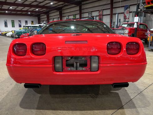 Used 1994 Chevrolet Corvette Coupe RWD image 7