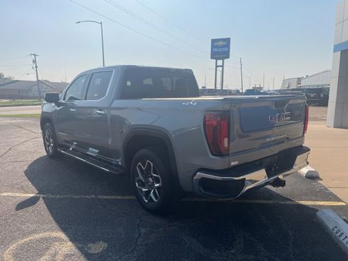Used 2024 GMC Sierra 1500 SLT w/ SLT Premium Plus Package AWD/4WD image 5