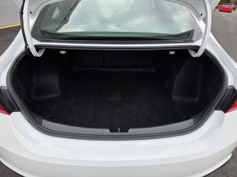 Used 2023 Chevrolet Malibu LT image 9