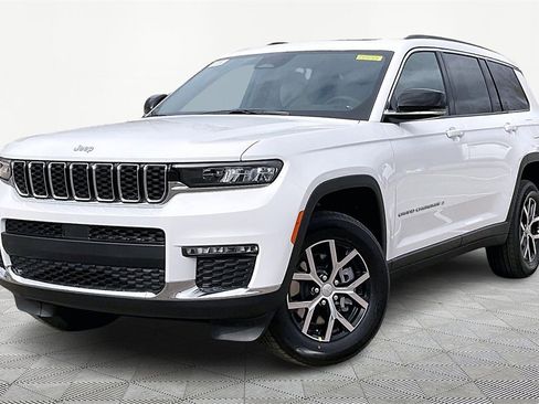 New 2025 Jeep Grand Cherokee L Limited image 2