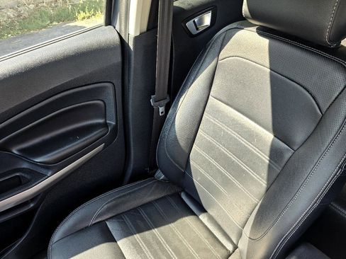 Used 2020 Ford EcoSport Titanium image 14