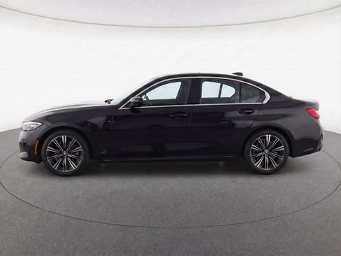 Used 2025 BMW 330i xDrive Sedan AWD/4WD image 8
