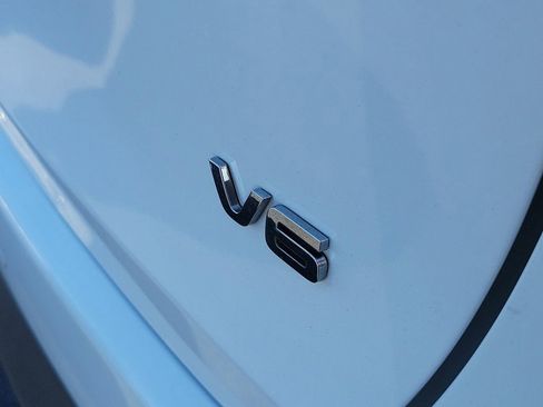 Used 2018 Kia Sorento LX w/ LX V6 Convenience Package image 8