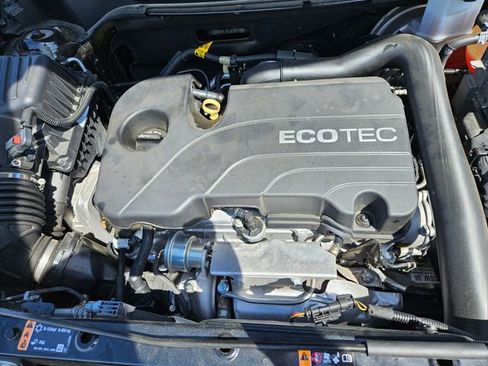 Used 2020 Chevrolet Equinox LS w/ LS Convenience Package image 22