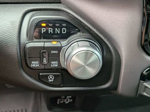 Used 2024 RAM 1500 Laramie AWD/4WD image 21