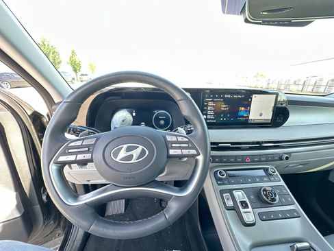 Used 2025 Hyundai Palisade SEL AWD/4WD image 11