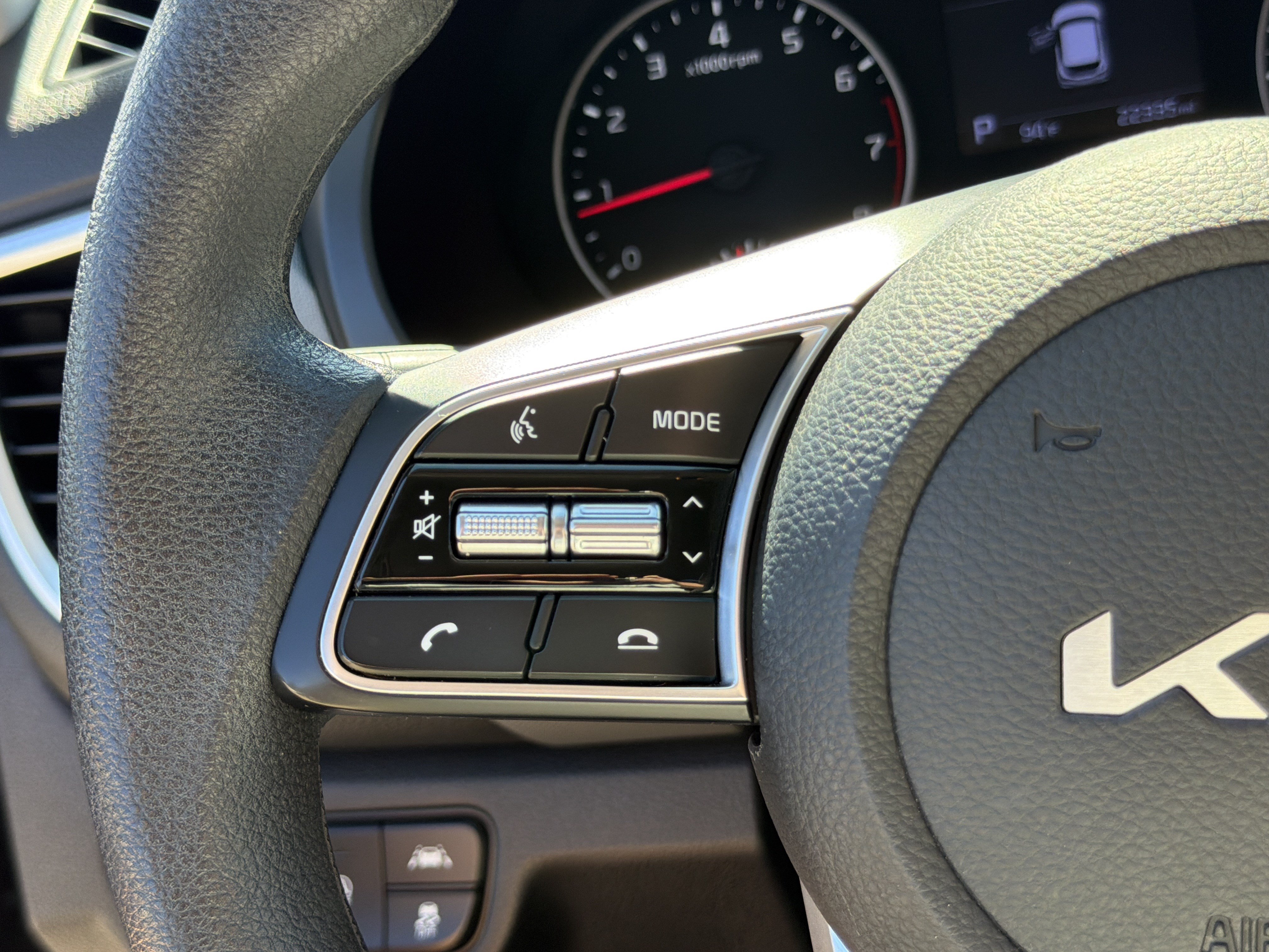 Used 2022 Kia Seltos LX AWD/4WD image 25